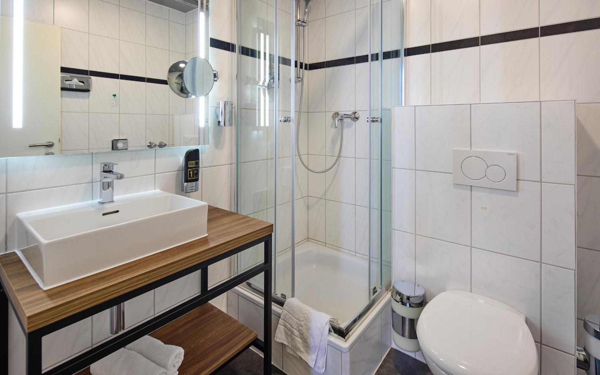 Trip Inn City Hotel Гисен Экстерьер фото