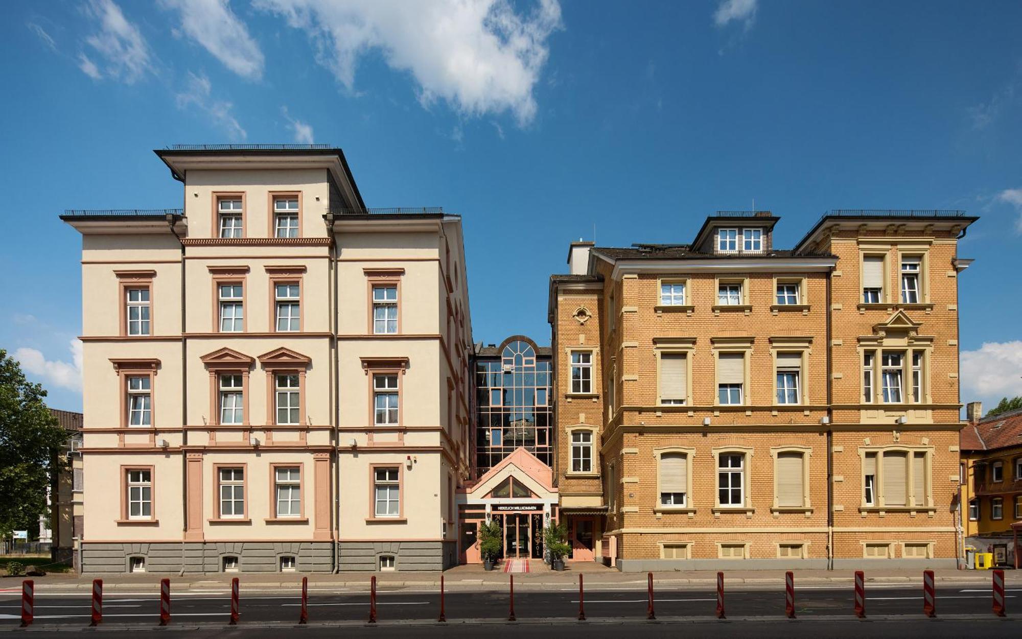 Trip Inn City Hotel Гисен Экстерьер фото